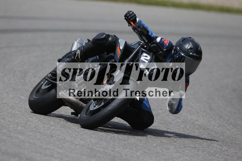 /Archiv-2024/29 12.06.2024 MOTO.CH Track Day ADR/Gruppe blau/27